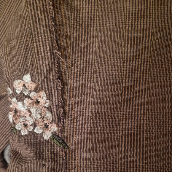 Women's Embroidered Blazer - Brown - Picture 15 of 16